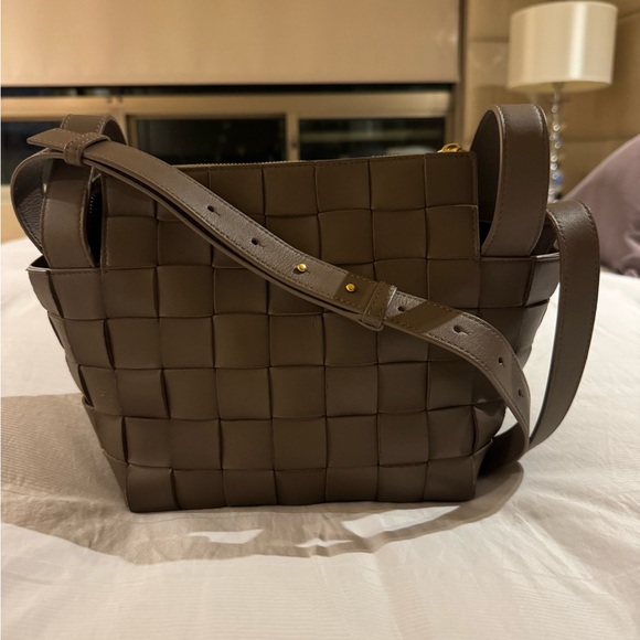 Bottega Veneta Taupe Bowling Cassette Bag - Picture 3 of 14